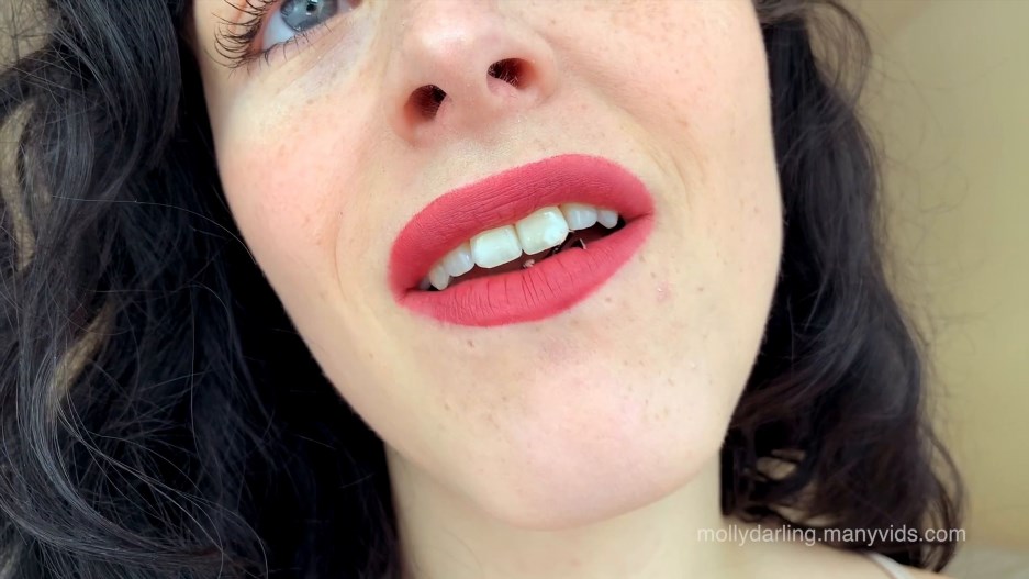 Molly Darling - Giantess Sucks You Up